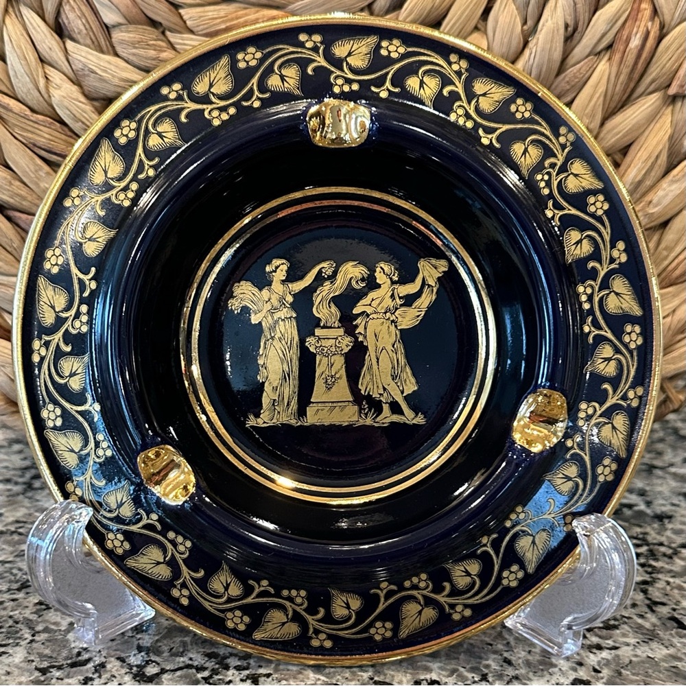 ✨VTG ✨COBALT BLUE WITH 24KT GOLD ACCENT ASHTRAY HAND MADE IN GREECE #795